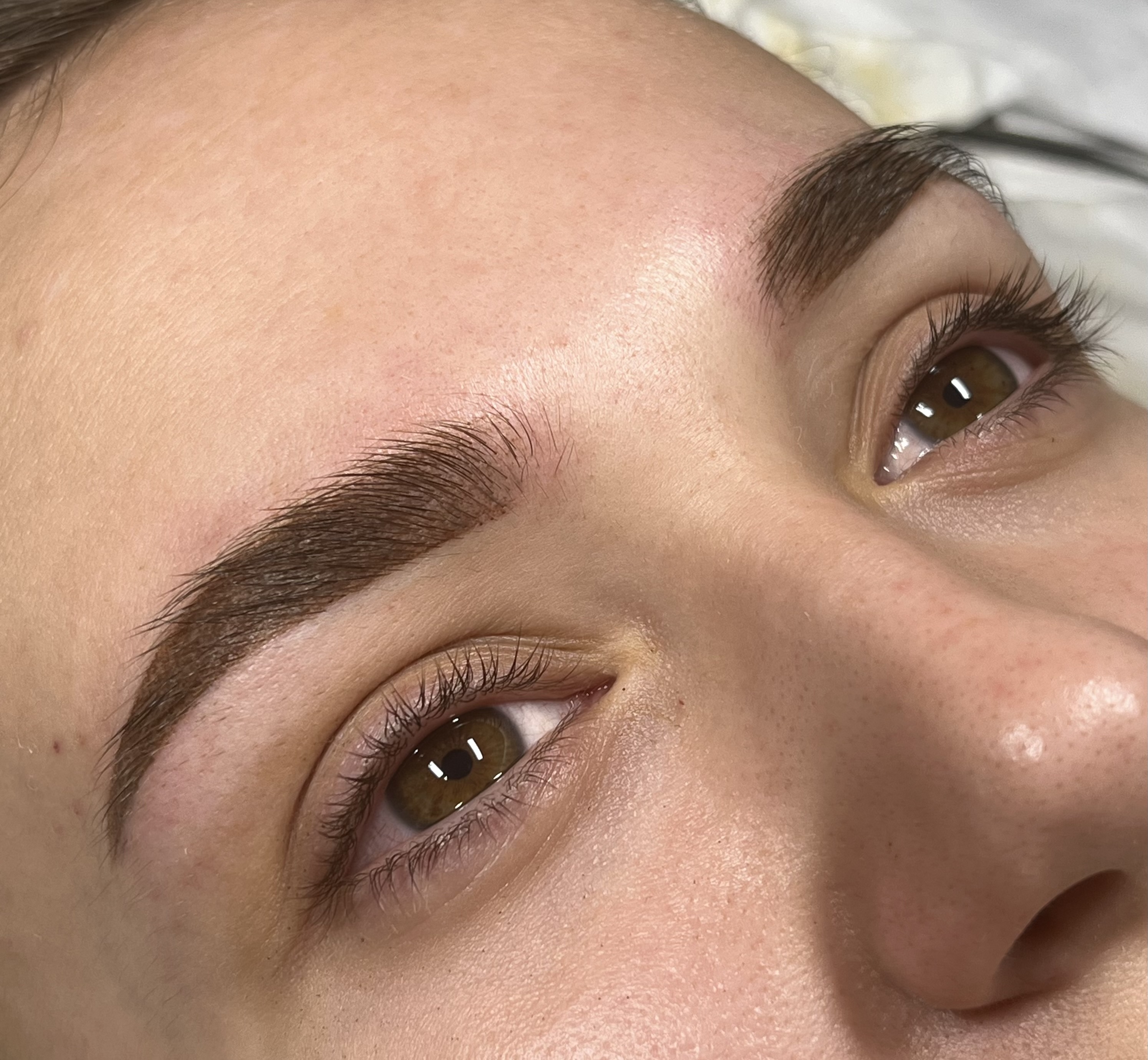 Which one is for me? Microblading or Ombre brows? Crescent Brows & Beauty |  Semi-Permanent Brows, Microbladed or Powder and other Beauty treatments | Consultation & bespoke lash and brow treatment - Telephone: 07979 717 870 | Email:crescentbrows@outlook.com  